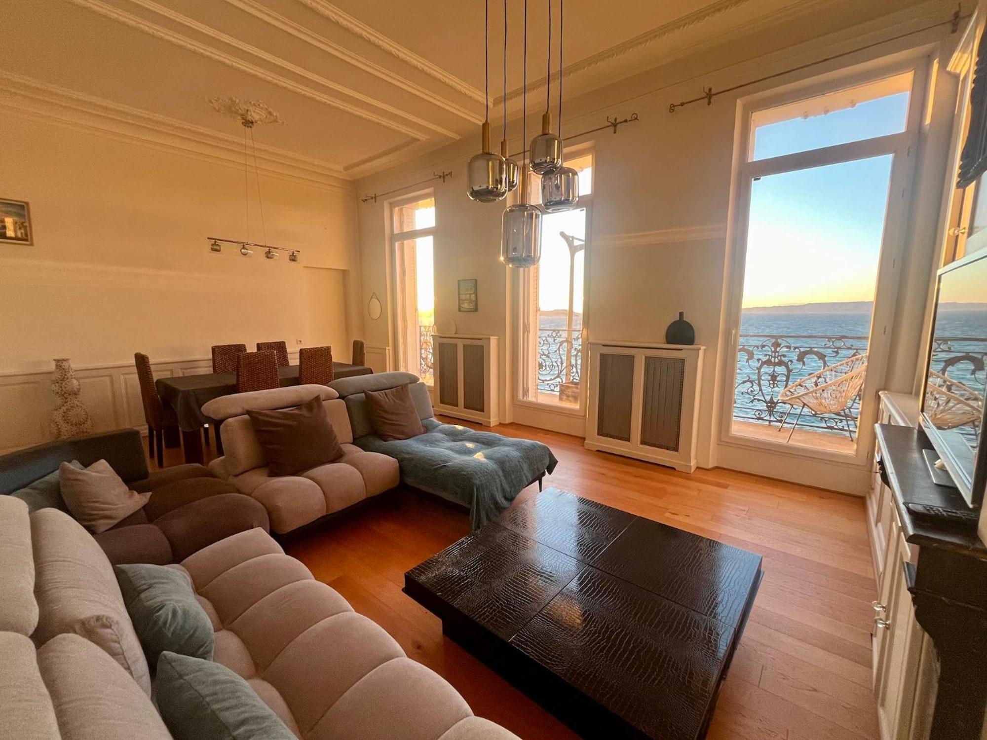Appartement Sur La Corniche Kennedy Face A La Mer Marseilles Buitenkant foto