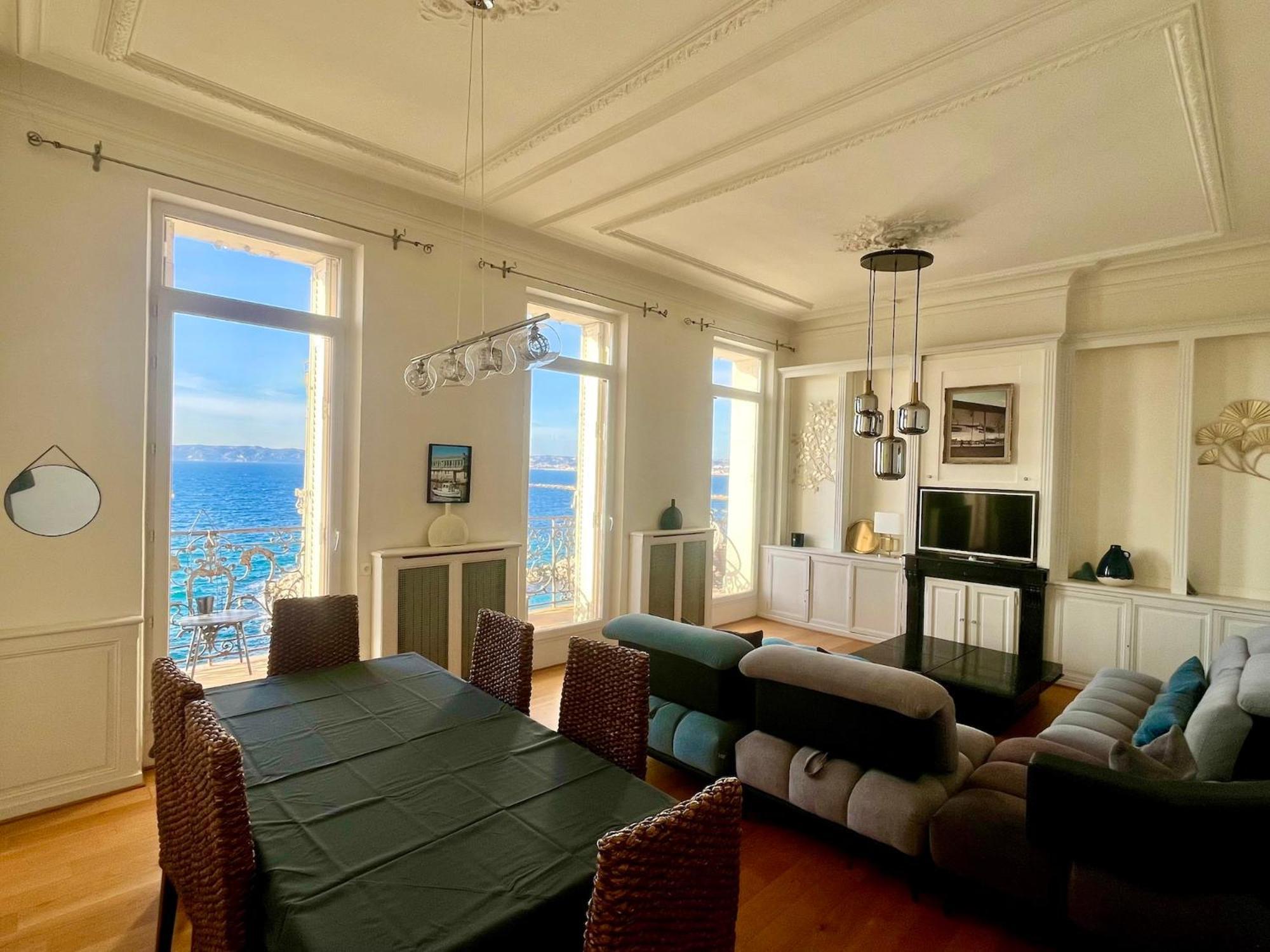 Appartement Sur La Corniche Kennedy Face A La Mer Marseilles Buitenkant foto